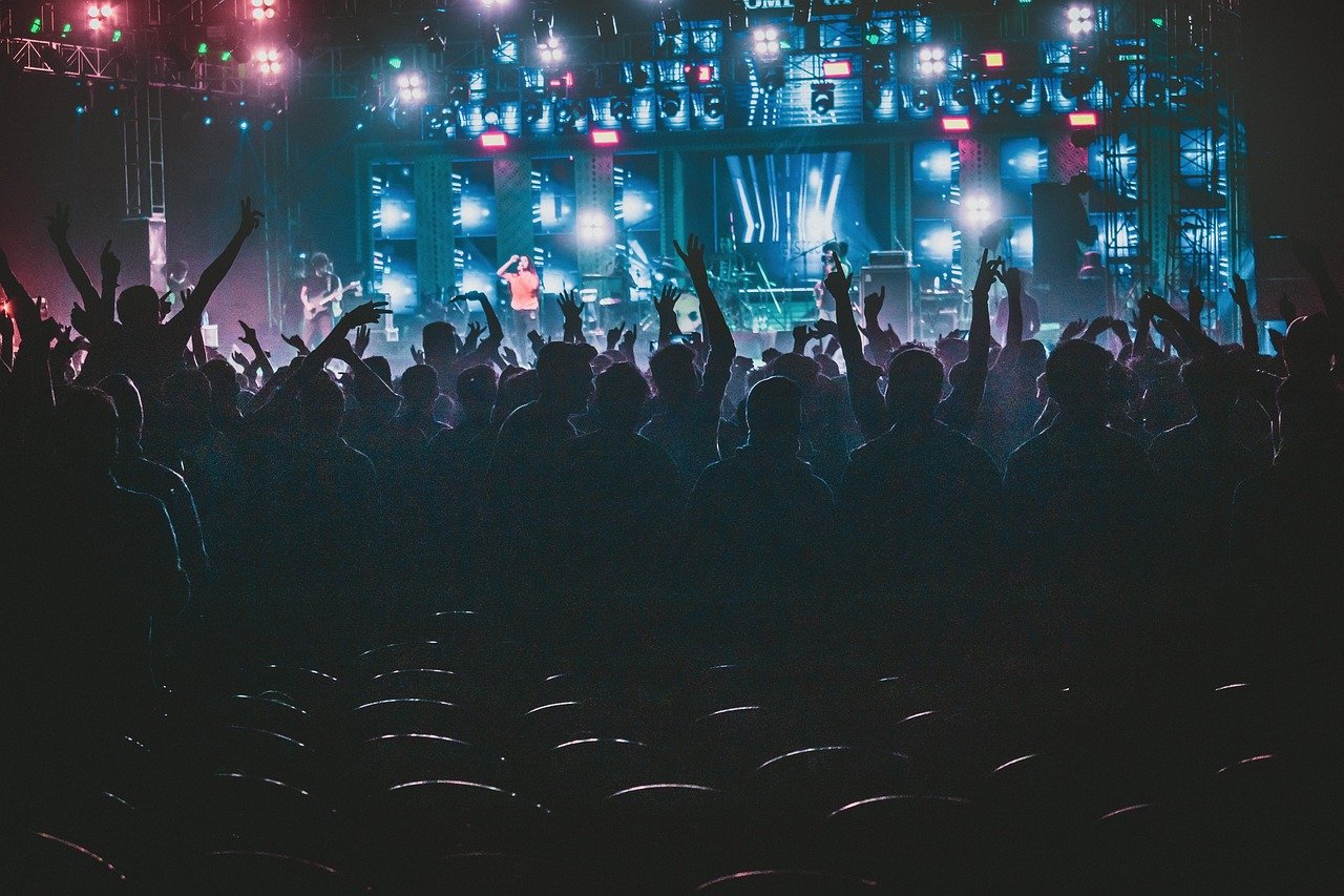 découvrez l'exceptionnelle diversité des festivals culturels à travers le monde, célébrant l'art, la musique et les traditions locales. vivez des expériences inoubliables au cœur des cultures, où chaque événement raconte une histoire unique.