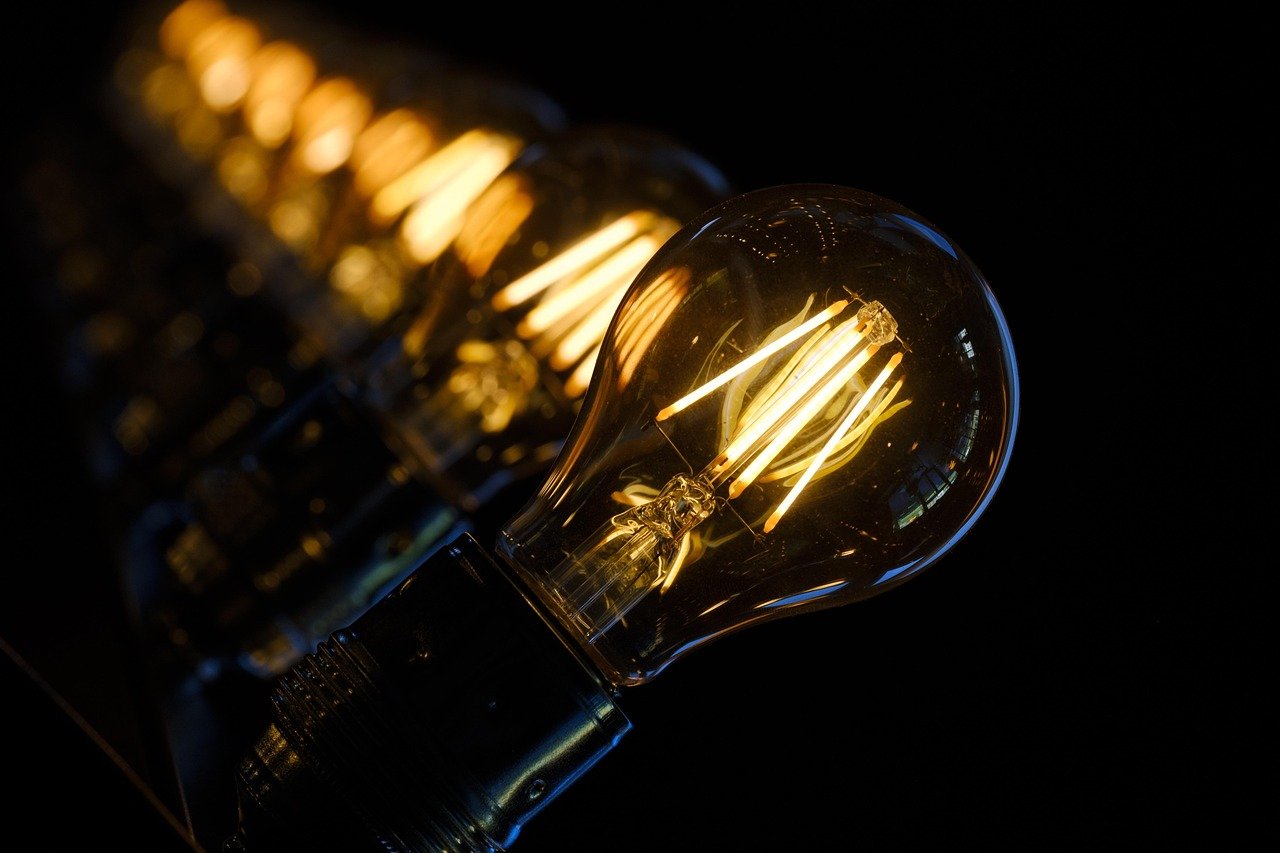 découvrez nos solutions d’éclairage extérieur pour illuminer votre jardin, terrasse ou allée. profitez d’une ambiance chaleureuse tout en assurant sécurité et économies d’énergie grâce à notre large gamme de luminaires outdoor.