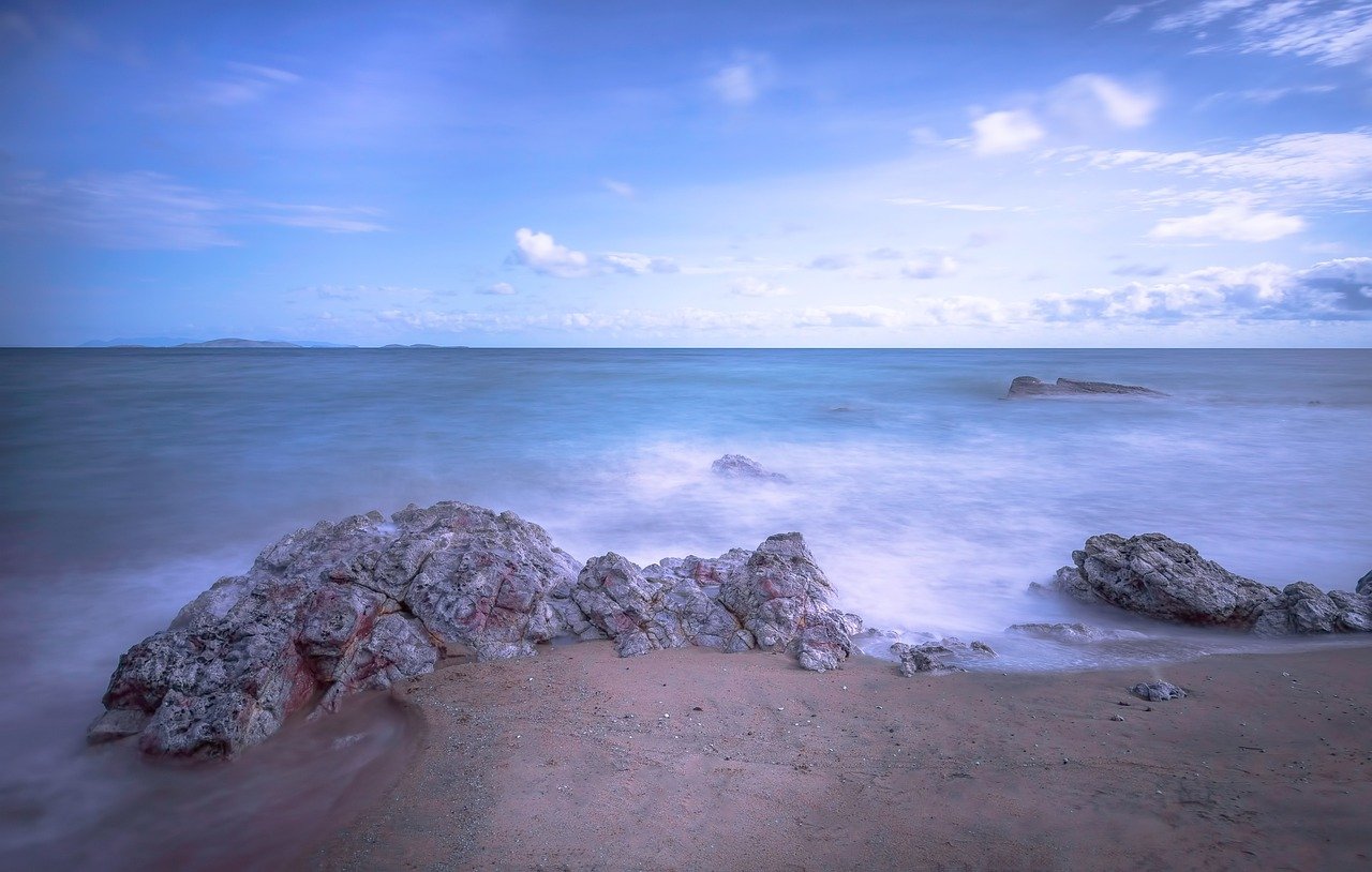 découvrez les plus belles plages du monde, des paysages à couper le souffle, des eaux cristallines et des activités nautiques passionnantes. que vous cherchiez détente ou aventure, trouvez votre coin de paradis balnéaire.