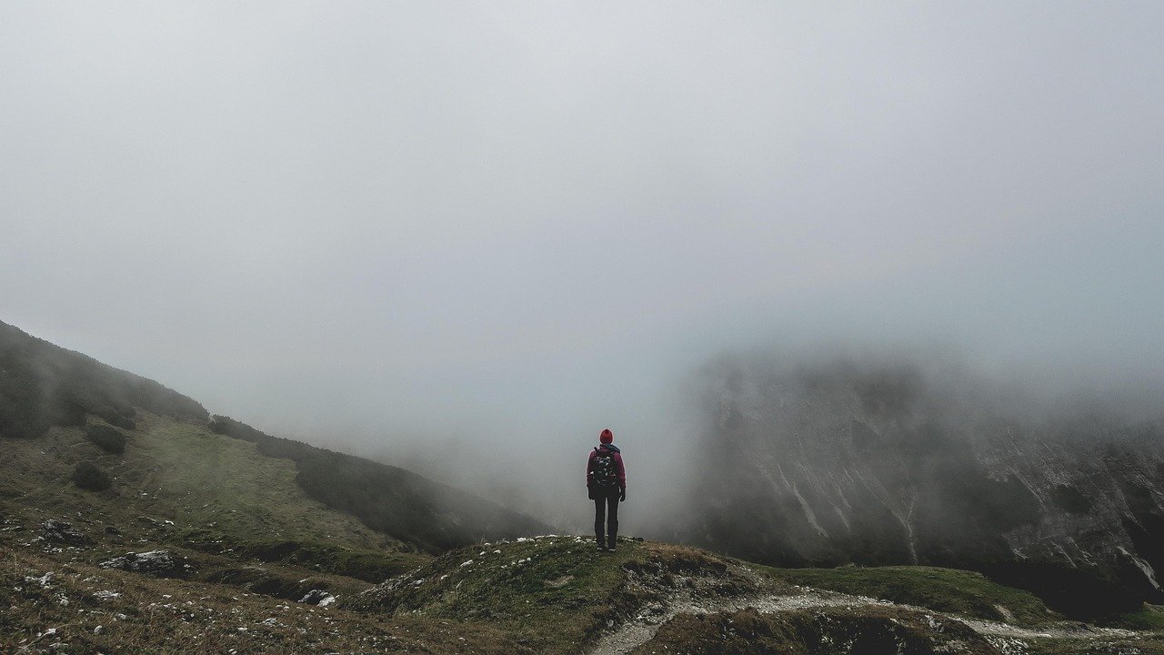 découvrez l'art du backpacking : des conseils pratiques pour voyager léger, explorer des paysages époustouflants et vivre des expériences authentiques à travers le monde. préparez votre sac à dos et lancez-vous dans l'aventure !