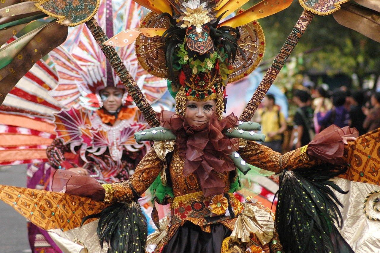 découvrez les cultures d'aventure à travers le monde, où l'adrénaline rencontre la diversité culturelle. explorez les traditions uniques, les coutumes fascinantes et les paysages à couper le souffle qui enrichissent chaque expérience d'aventure.