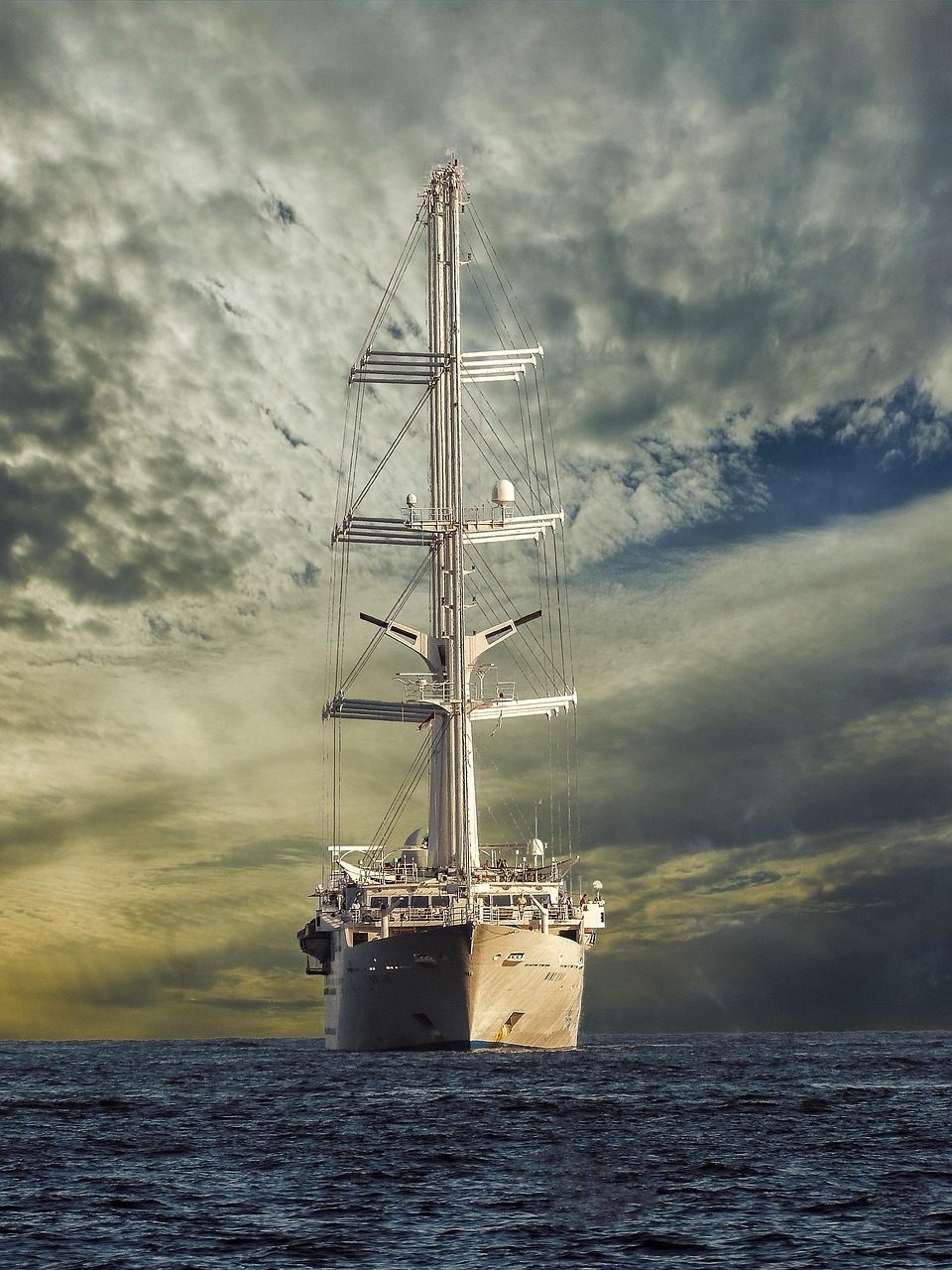 partez à l'aventure en mer et découvrez des récits passionnants de voyages, d'exploration et de découvertes maritimes à travers le monde.