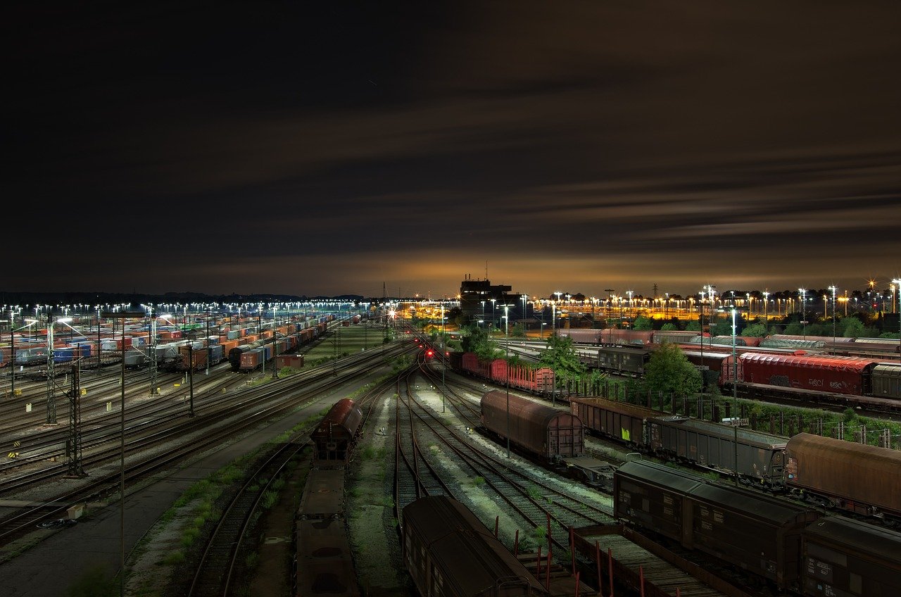 découvrez nos solutions de transport efficaces et fiables pour tous vos besoins. que ce soit pour des livraisons nationales ou internationales, notre service s'adapte à vos exigences.