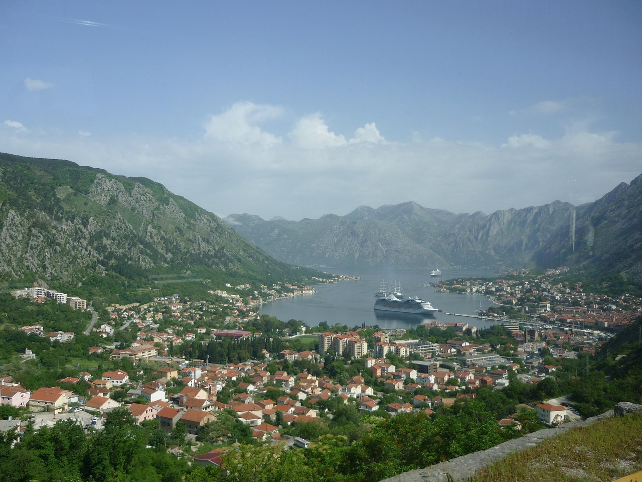 découvrez l'histoire, la culture et la diversité des balkans, une région fascinante à cheval entre l'europe de l'est et du sud, riche en paysages, traditions et patrimoine.