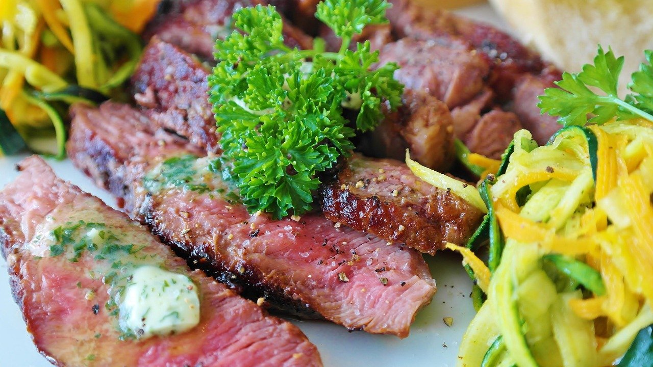 découvrez l'univers fascinant de la cuisine, où saveurs et créativité se rencontrent. explorez des recettes délicieuses, des astuces de chefs et des techniques culinaires pour ravir vos papilles et impressionner vos convives.