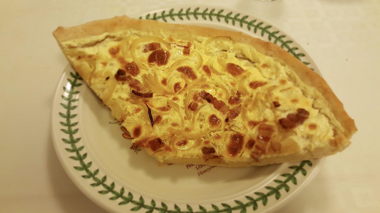 découvrez la lorraine, une région riche en héritage culturel et naturel, célèbre pour ses paysages verdoyants, ses spécialités culinaires savoureuses comme la quiche lorraine, et ses charmantes villes comme nancy et metz. explorez ses traditions, ses festivals et sa gastronomie qui font de cette région un véritable trésor à visiter.