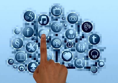 L’influence des réseaux sociaux sur nos envies d’évasion
