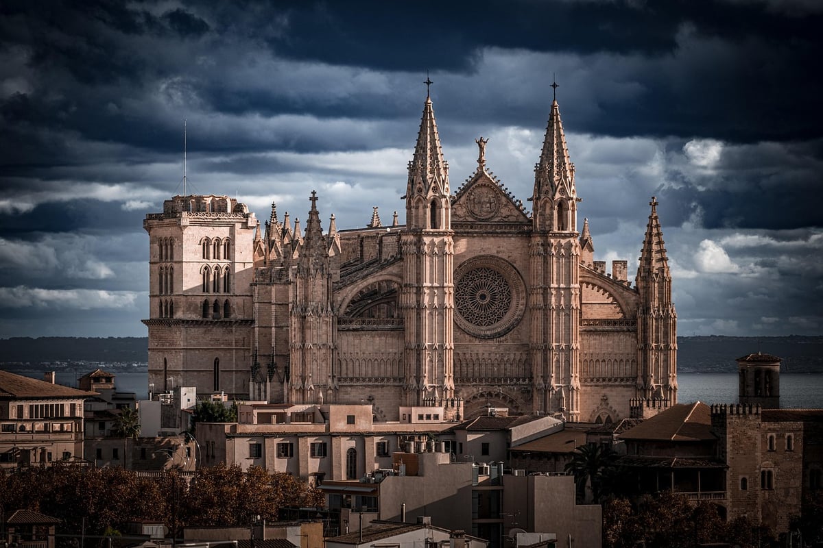 Destinations touristiques incontournables : explorez les joyaux cachés pour vos prochaines vacances