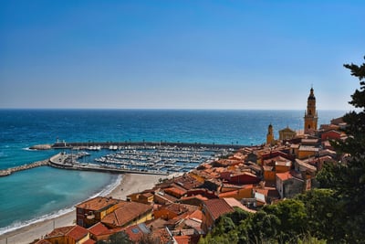 Le French Riviera Pass fait la promotion de ses atouts dans le magazine ‘Désirs de Voyages