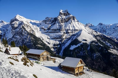Aventure en montagne : Exploration des sentiers cachés de la région