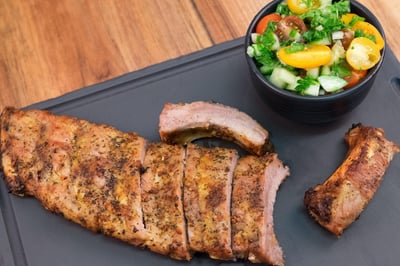 Découvrez 12 lieux uniques à Rennes pour savourer des plats à partager